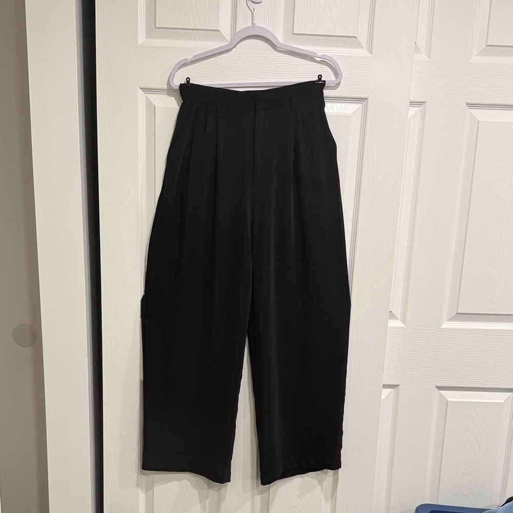 Elegant Black Women's Wide-Leg Trousers